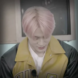 ⛄️ emoji Lee Jeno by : @gifjenonct Telegram sticker 3 of 13