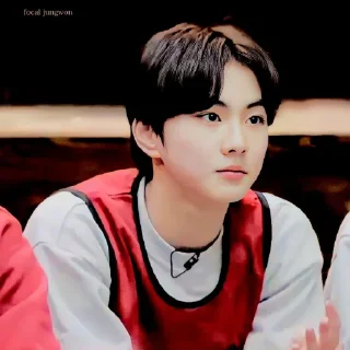 💭 emoji ࿂༴@crybier 𝐘ang 𝐉ungwon ✰໑ Telegram sticker 10 of 60