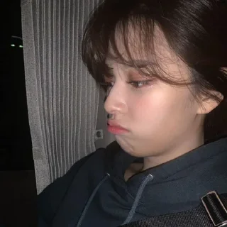 Sticker from Jeongyeon - @geeffnrrr