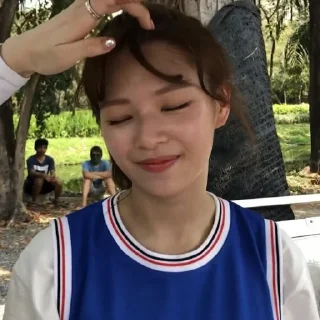 🎮 emoji Jeongyeon - @geeffnrrr Telegram sticker 8 of 101