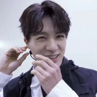 🎬 emoji NCT's Jeno by @L0STARIESS Telegram sticker 20 of 40