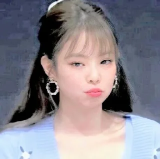 🍡 emoji ➳꒰ jennie psd ꒱ 🕊✿*ﾟ-⎙ @vanmeraeditss Telegram sticker 8 of 44