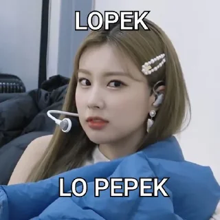 😌 emoji Lesbiola gank 🤔 Telegram sticker 11 of 28