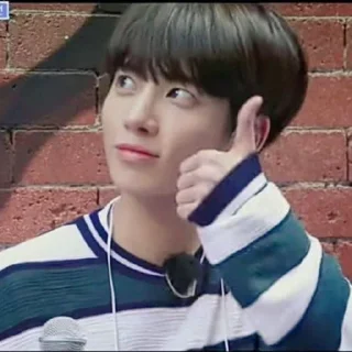 👍 emoji Gua ganteng diam Telegram sticker 20 of 27