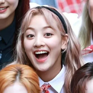 🌷 emoji PARK JIHYO @forloonasticker Telegram sticker 19 of 45