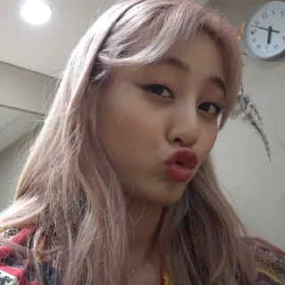 🍓 emoji park jihyo 𓄯 @O98MKKURA Telegram sticker 21 of 30