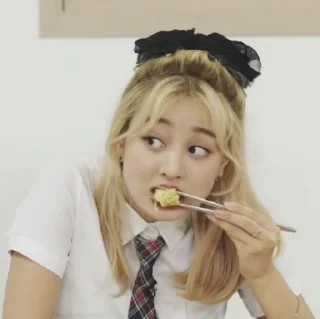 🌷 emoji PARK JIHYO @forloonasticker Telegram sticker 22 of 45