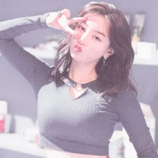 ✌️ emoji ⋆ park jihyo ⋆ @pradaskirts Telegram sticker 12 of 30