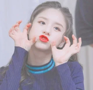 🎀 emoji Heejin | by : @Tikelnysun Telegram sticker 18 of 30
