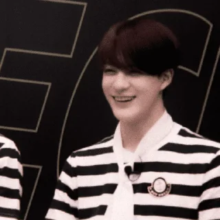 Sticker from Lee Jeno ； @SPOILEDKIDS