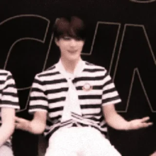 Sticker from Lee Jeno ； @SPOILEDKIDS