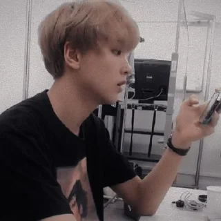 Sticker from ✦ֶָ֗ Lee Donghyuck by @lamityakim