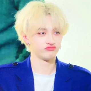 🍫 emoji 𝐁𝐀𝐍𝐆𝐂𝐇𝐀𝐍ᶜᵘᵗⁱᵉ – by. @taerastickers Telegram sticker 18 of 69