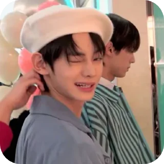 🎩 emoji Hanjin EL Telegram sticker 21 of 33