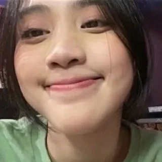 🙂 emoji Ella JKT48 Telegram sticker 7 of 11