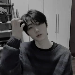 Sticker from ֙⋆ 🖇 𖥻 ִ ۫ 𝐒unghoon ՞⋆ @escupino .