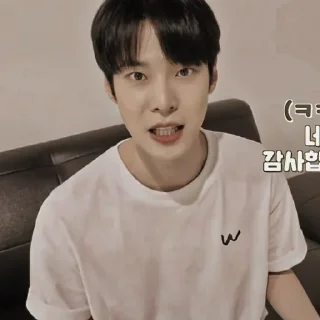 🥠 emoji 🥠 Doyoung @stikerchea Telegram sticker 18 of 47