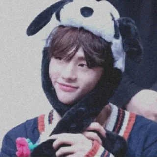 😊 emoji Cute Hyunjin ♡•♡ Telegram sticker 8 of 96