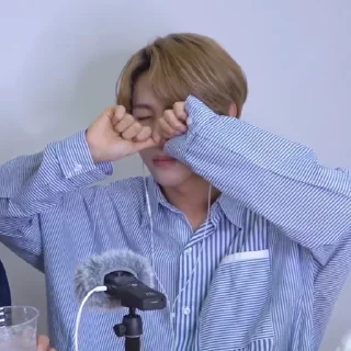 ☁️ emoji ༄Renjun - @postshitt Telegram sticker 10 of 39