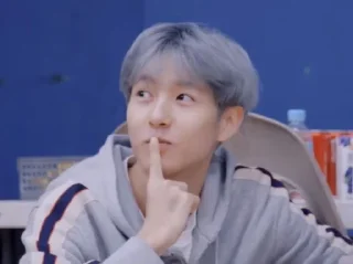 🤗 emoji Renjun baby Telegram sticker 11 of 21