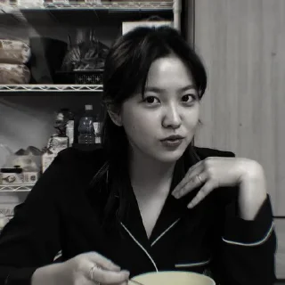 Sticker from ㄔ꧇ YERI @NOTY0URCAY