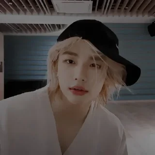 ⛓ emoji hwang hyunjin 🖇 @stikerroleplayerrp Telegram sticker 6 of 22