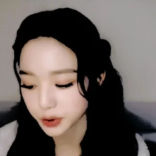 Sticker from ⋆ 𖦆 ִ  ۫  jang wonyoung ۫ ﹙ @sswetiejaֹ ﹚ ִ ۫  𖦆 ⋆