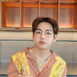 🥴 emoji Taehyung Telegram sticker 19 of 33