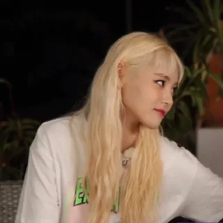 🙄 emoji @ekspedisi as jinsoul ✦ Telegram sticker 8 of 30