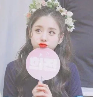 🎀 emoji Heejin | by : @Tikelnysun Telegram sticker 20 of 30