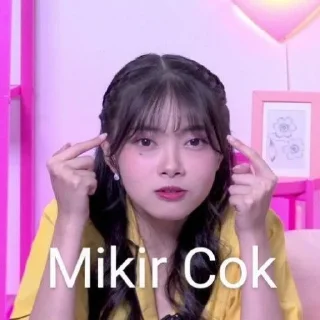😐 emoji MEMBER JKT48 @AM_EllaJKT48 Telegram sticker 19 of 100