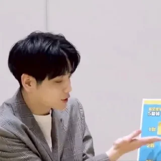 Sticker from SOOBINS @csoobinies