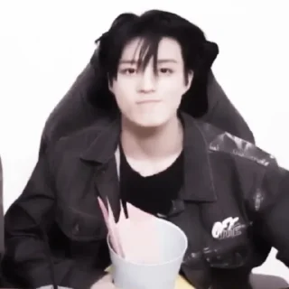 🍼 emoji — lee jeno ˖࣪ ·﹆ @gicelyra Telegram sticker 23 of 34