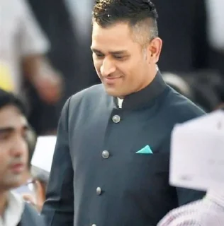 😌 emoji @stickersbag 😎 MS Dhoni 💖 Telegram sticker 20 of 60