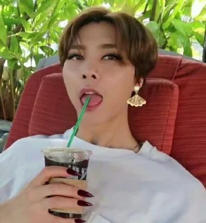 Sticker from nct johnny meme @stikermemeidolkpop