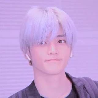 👟 emoji taeyong by @thaiteaaenak Telegram sticker 20 of 24