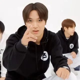 Sticker from haikal @zvnoaksaa