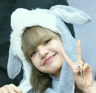Sticker from Lalisaa @Tikelnysun