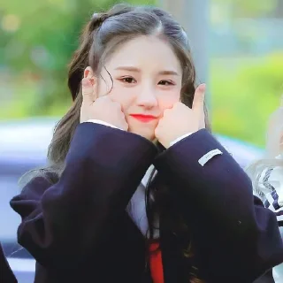 Sticker from Heejin @aesthaticgirll