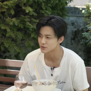 😱 emoji [ 😱 ] 나재민 :: @stickernct Telegram sticker 20 of 40