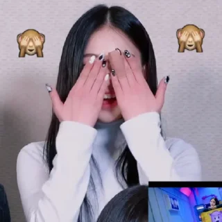 🙈 emoji ISA STAYC • @Leeisa Telegram sticker 9 of 59