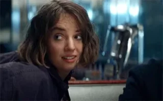 😄 emoji ✨Maya Hawke ✨ @Louis_Bloom Telegram sticker 10 of 33
