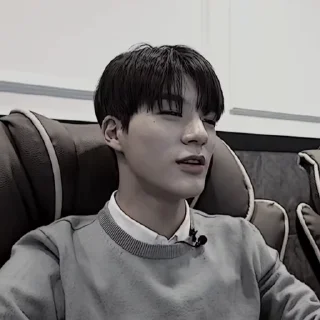 🦮 emoji Jeno - 01 [ @KOMPLEKGIF ] Telegram sticker 5 of 46