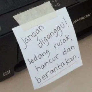 Sticker from es campur memew by : rararaksepatu
