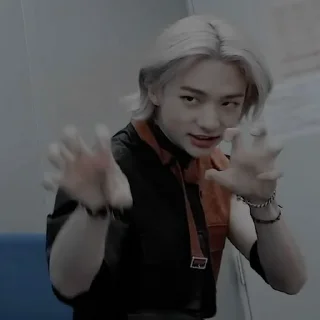 ⛓ emoji hwang hyunjin 🖇 @stikerroleplayerrp Telegram sticker 7 of 22