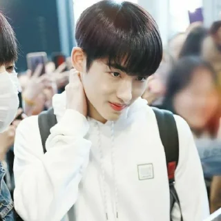 ⚔ emoji Winwin by @roleplayersticker Telegram sticker 8 of 25