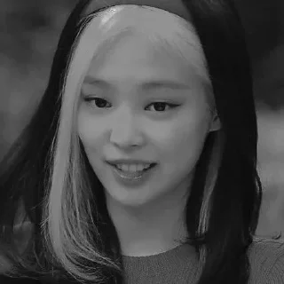 Sticker from 𝐃𝐀𝐑𝐊 𝐉𝐄𝐍𝐍𝐈𝐄 @stickerjenniedark