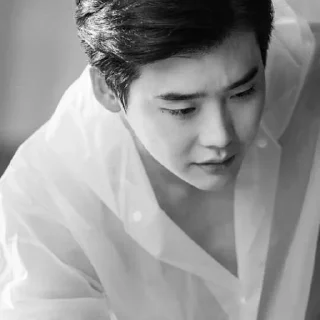🥰 emoji @asianstickers : Lee jong suk Telegram sticker 14 of 70