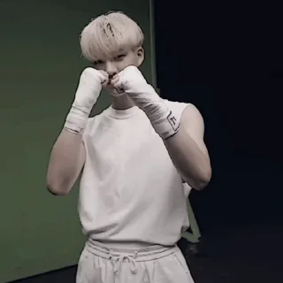 🦮 emoji Jeno - 01 [ @KOMPLEKGIF ] Telegram sticker 10 of 46