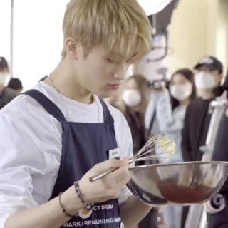 🥟 emoji MARK LEE V4 ⋆ @ARTHEAS Telegram sticker 21 of 119